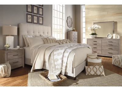 B070-31-36-46-B130-581-92-Q483-AHS Nuvo Queen Upholstered Bed with Square Button Tufting